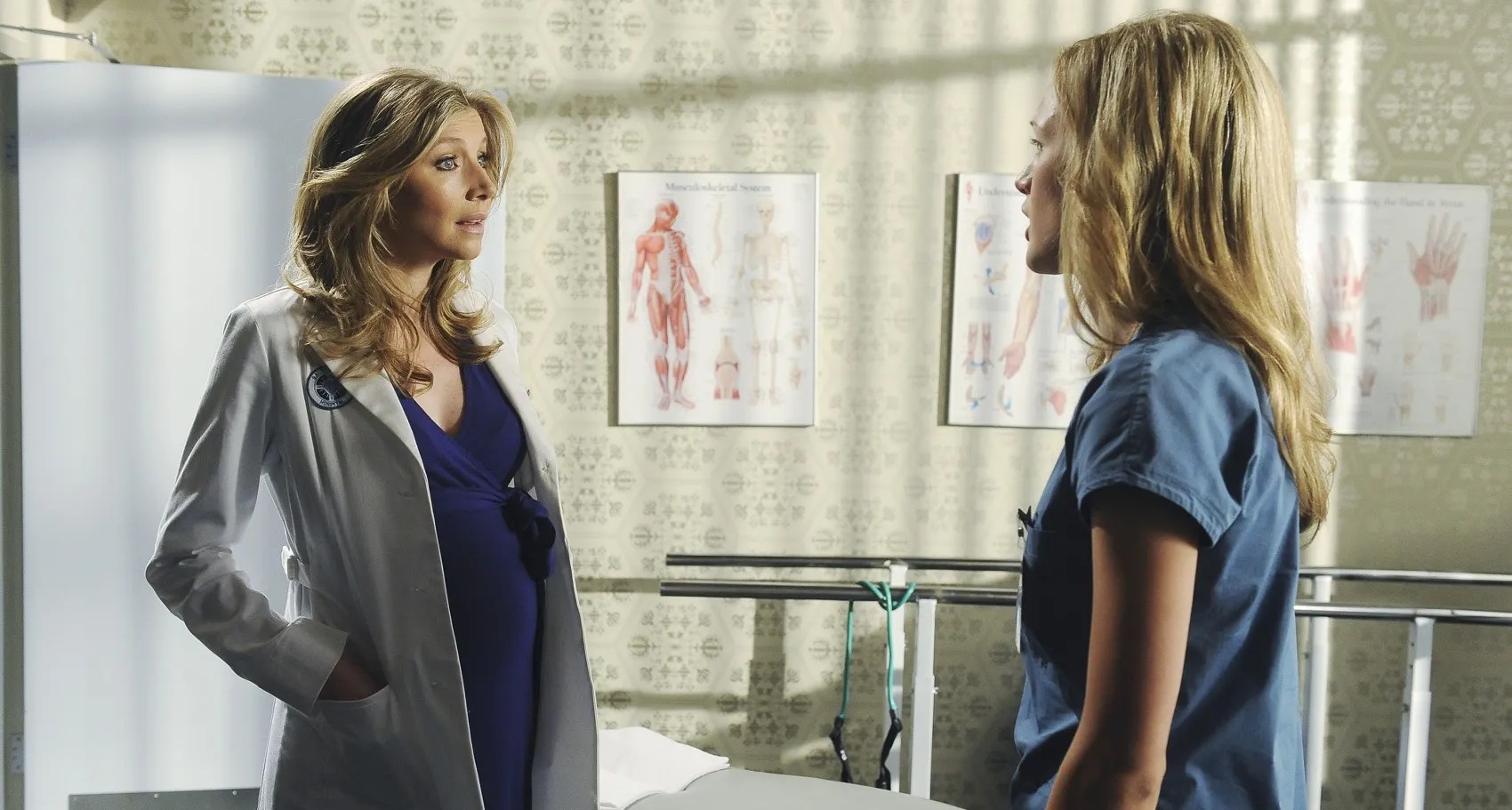 Scrubs 5 Times We Felt Bad For Elliot (& 5 Times We Hated Her)