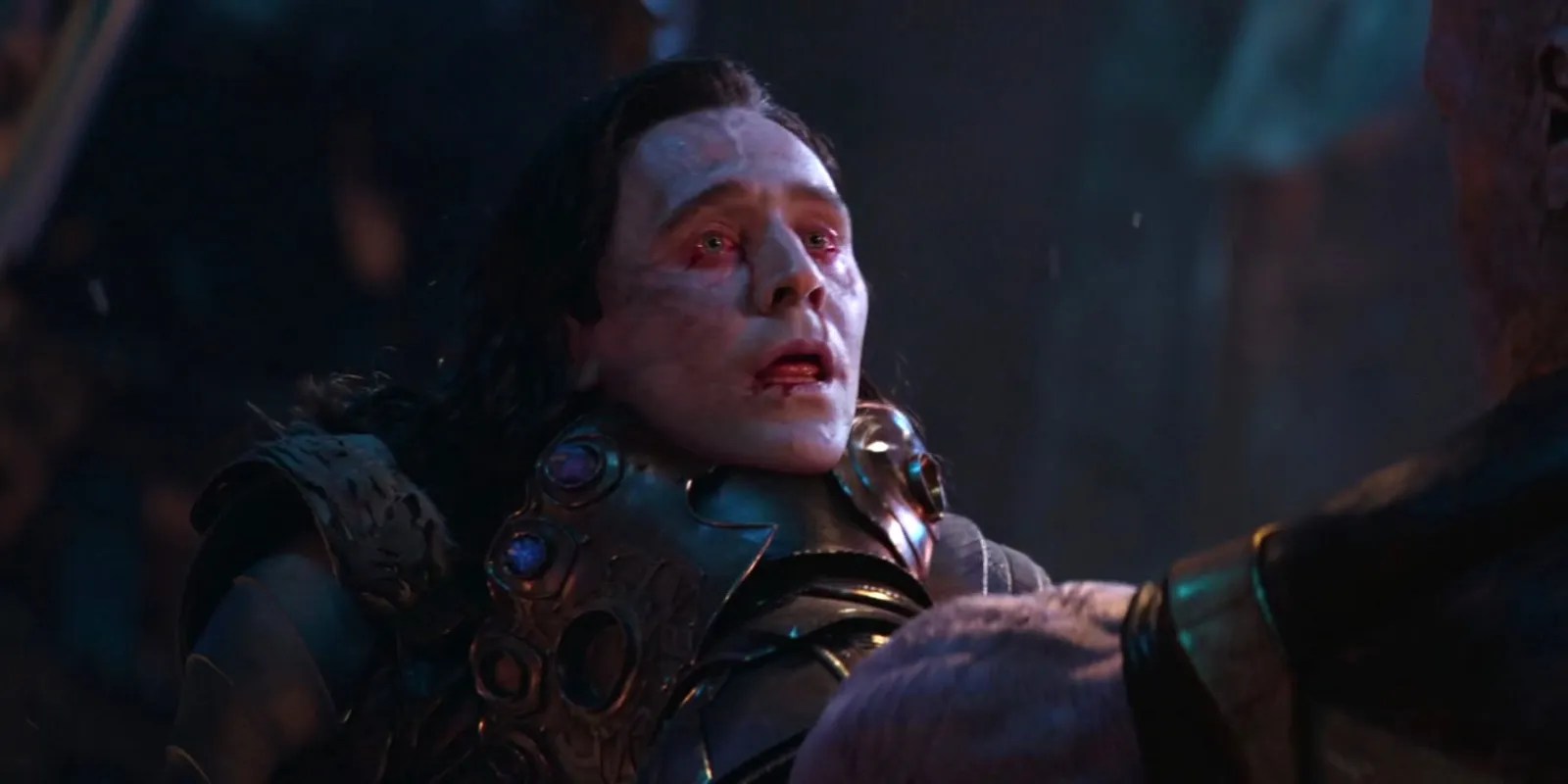 What If Loki Always Knew He Was Adopted By Odin? How The
