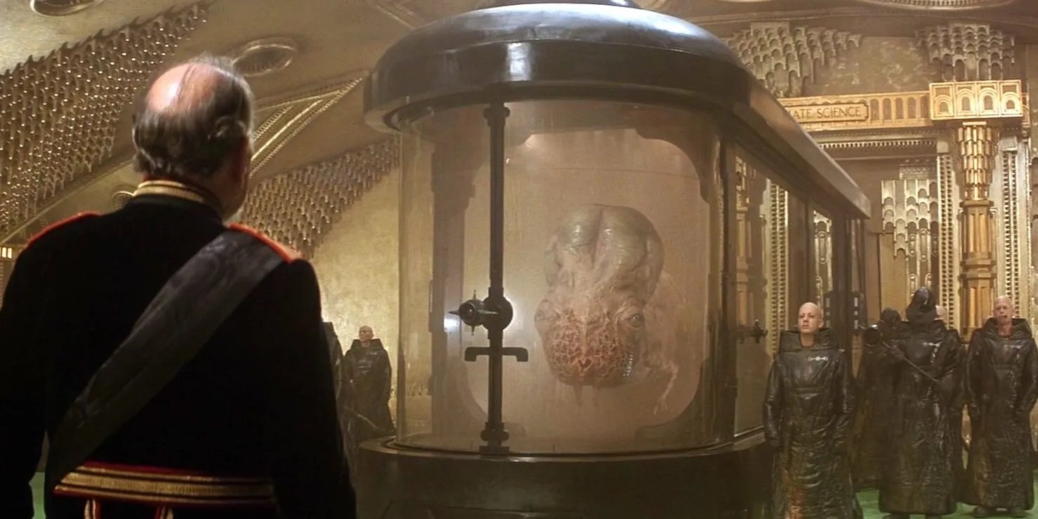 Dune Timeline Explained: Present To The Year 10191 | Screen Rant