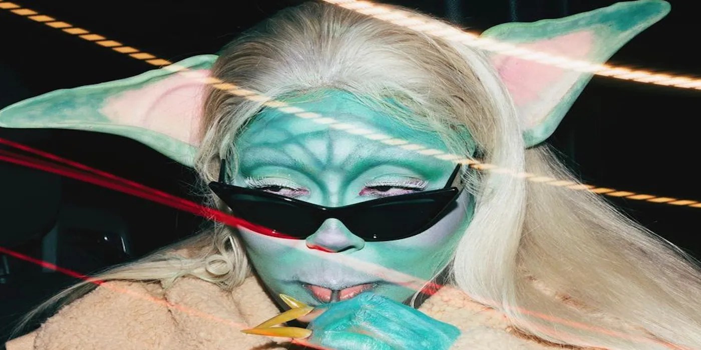 Lizzo Dresses As Baby Yoda & Sings In Costume At Spotify Event