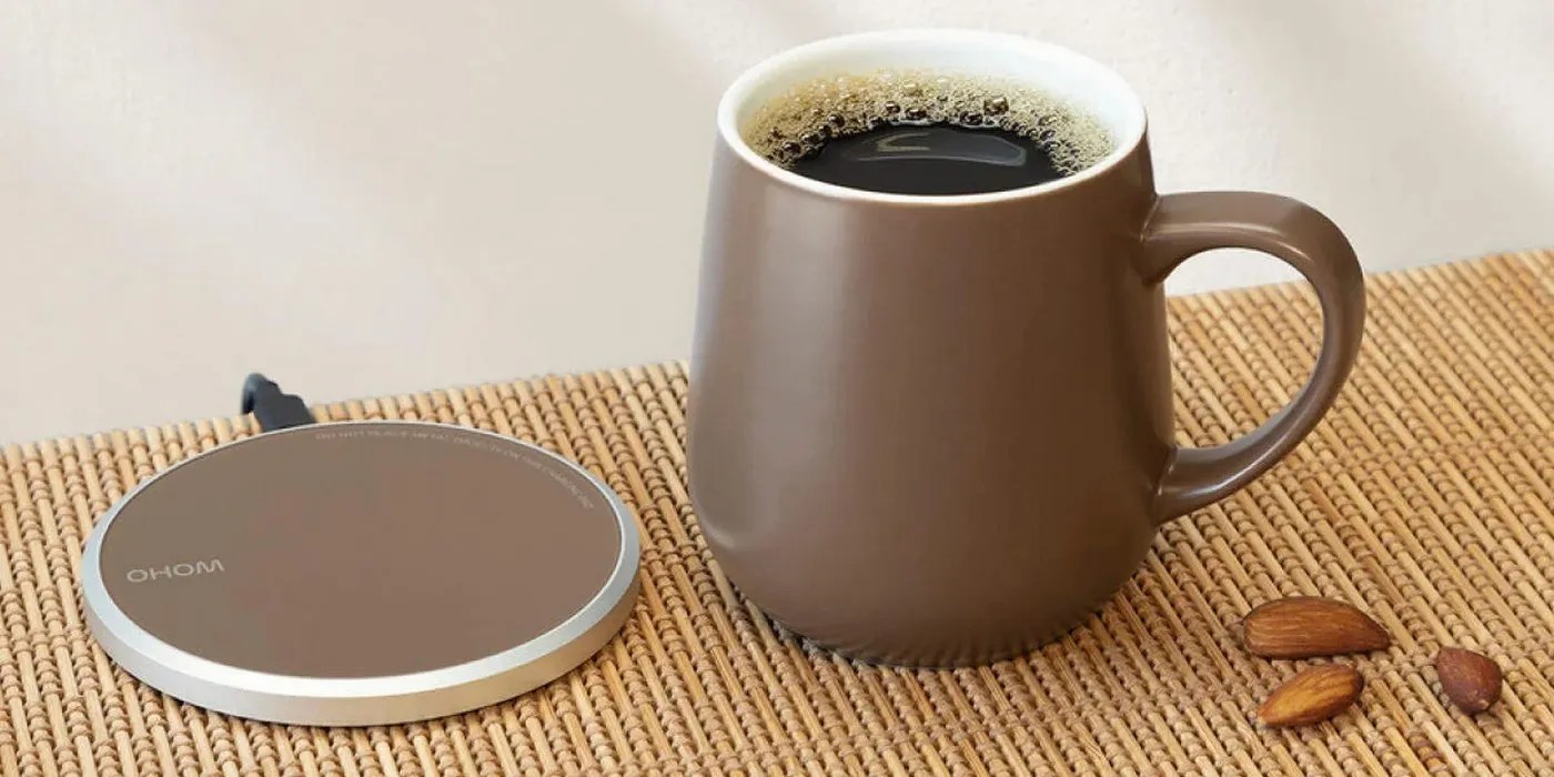 This SelfHeating Mug System Can Also Wirelessly Charge Your Phone