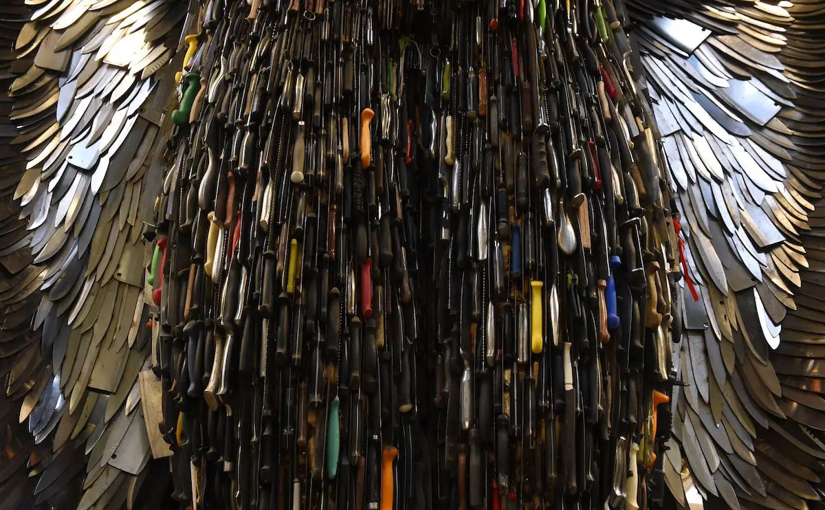 'Knife Angel' sculpture made out of 100,000 knives Business Insider