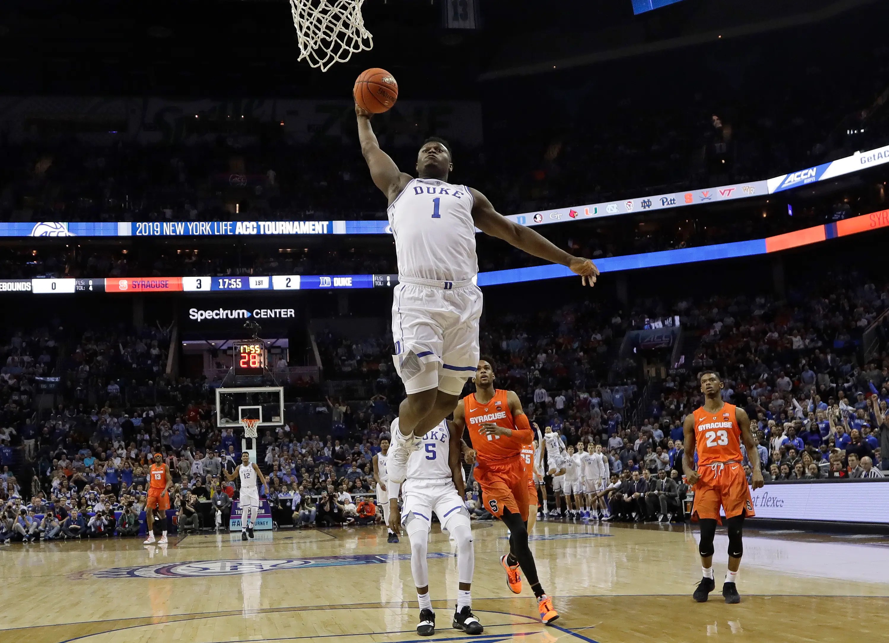 Duke freshman star Zion Williamson returns _ with new Nikes Business