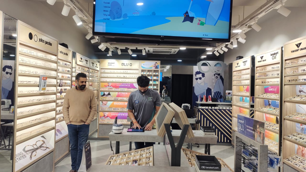 Optician Near me Lenskart in Sector 7 Rohini