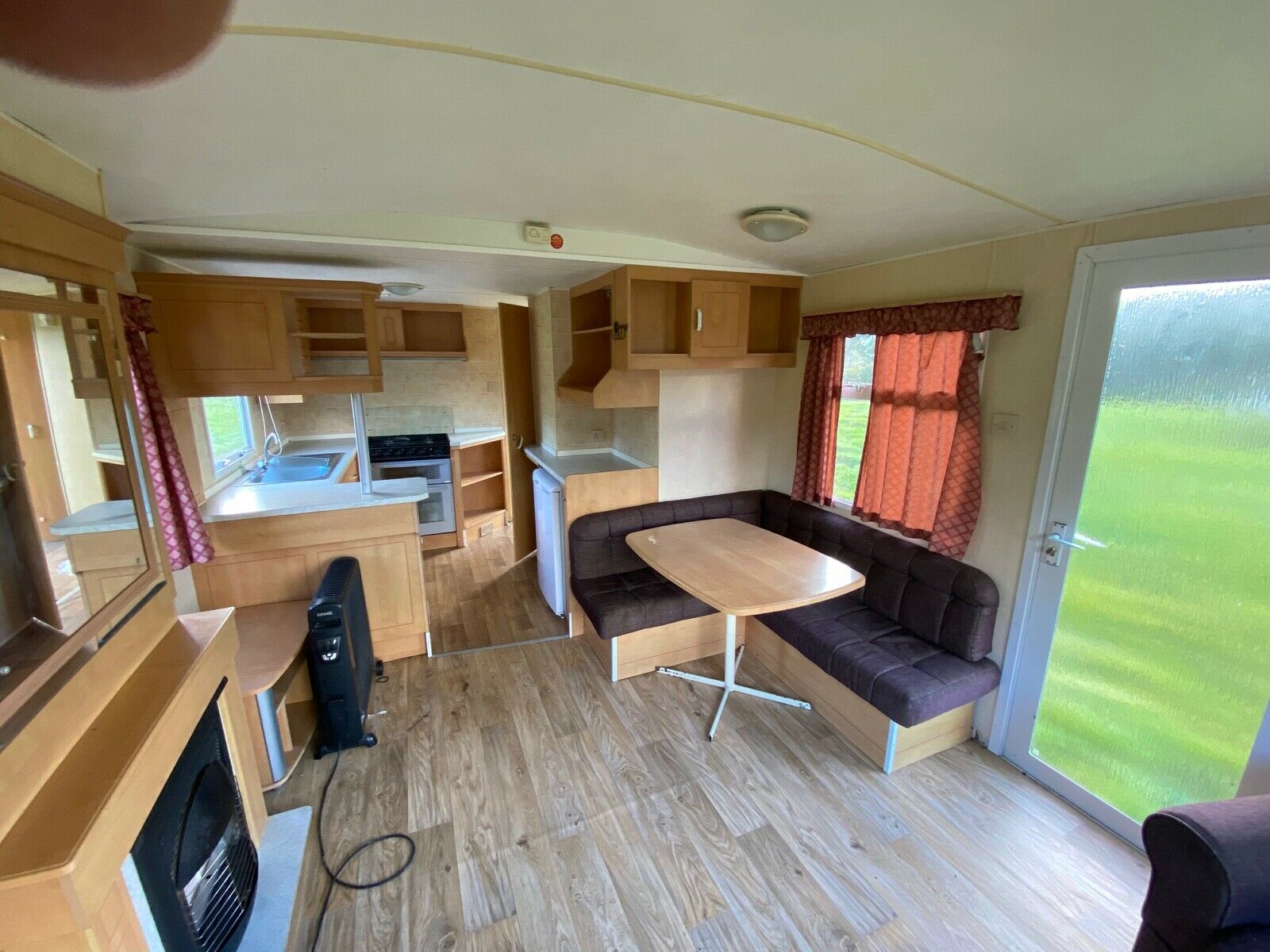 Atlas Oasis Static Caravan Buyer