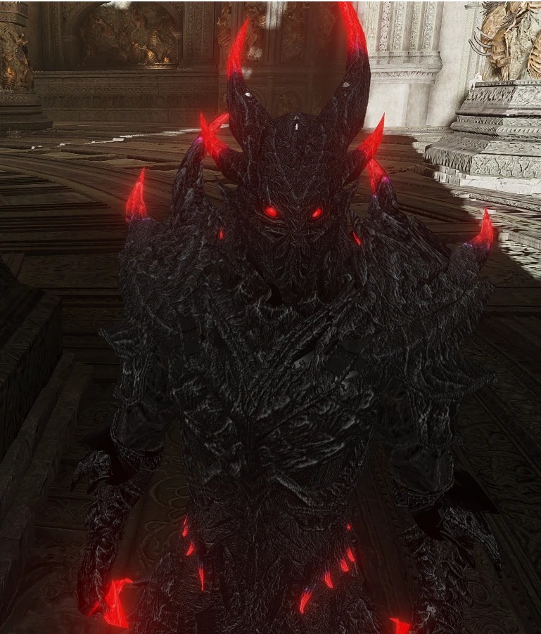 Daedric Prince armor rework with glowing horns and claws at Elden Ring
