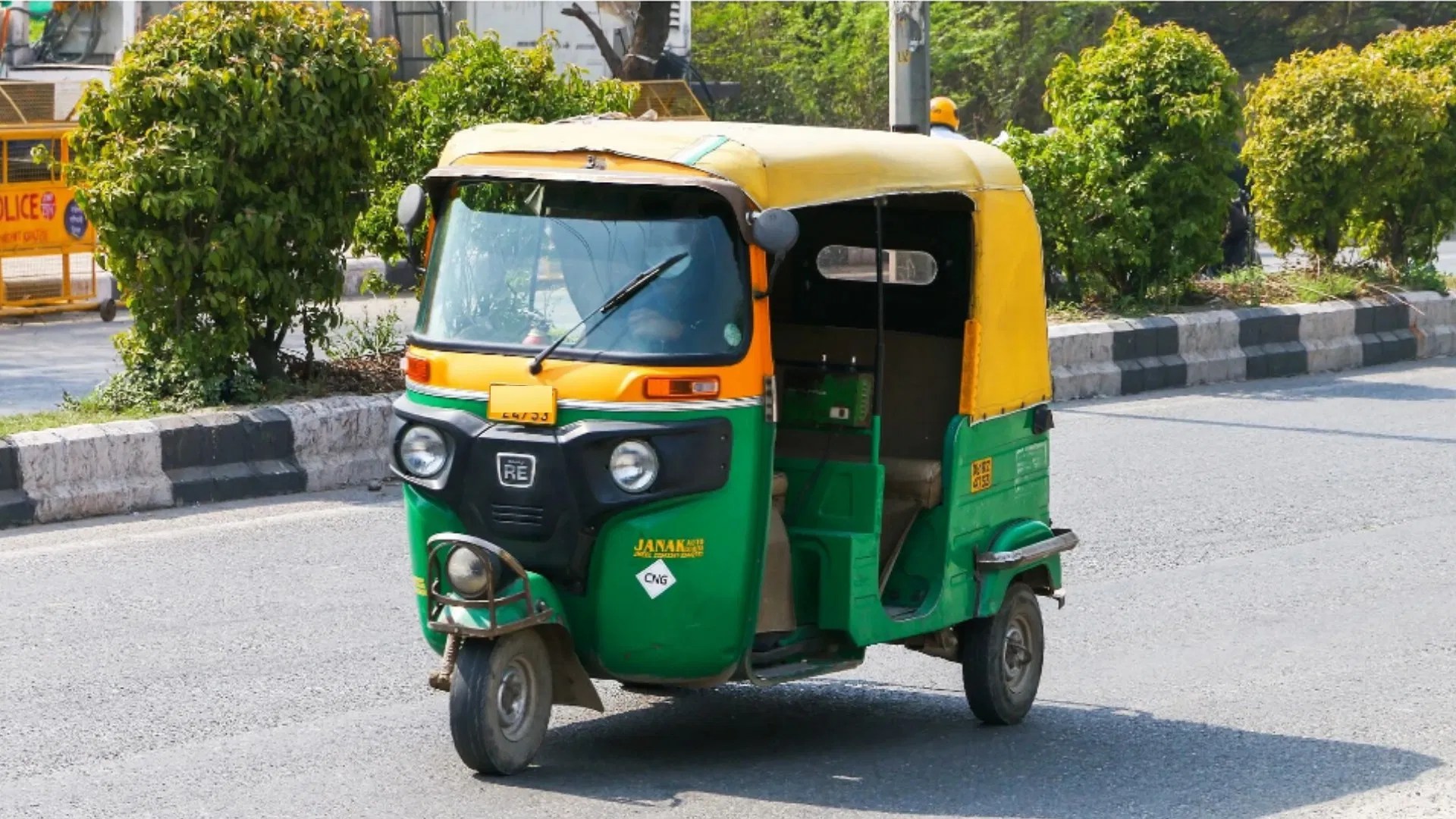 Lucknow: ऑटो, टेंपो और ई रिक्शा क्यूआर कोड से होंगे लैस, स्कैन करते ही सामने आ जाएगी चालक की पूरी डिटेल