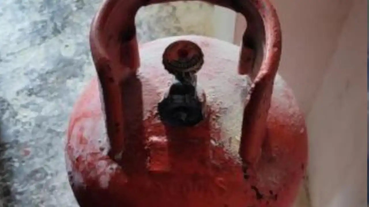 cuatro mueren por gas en casa
