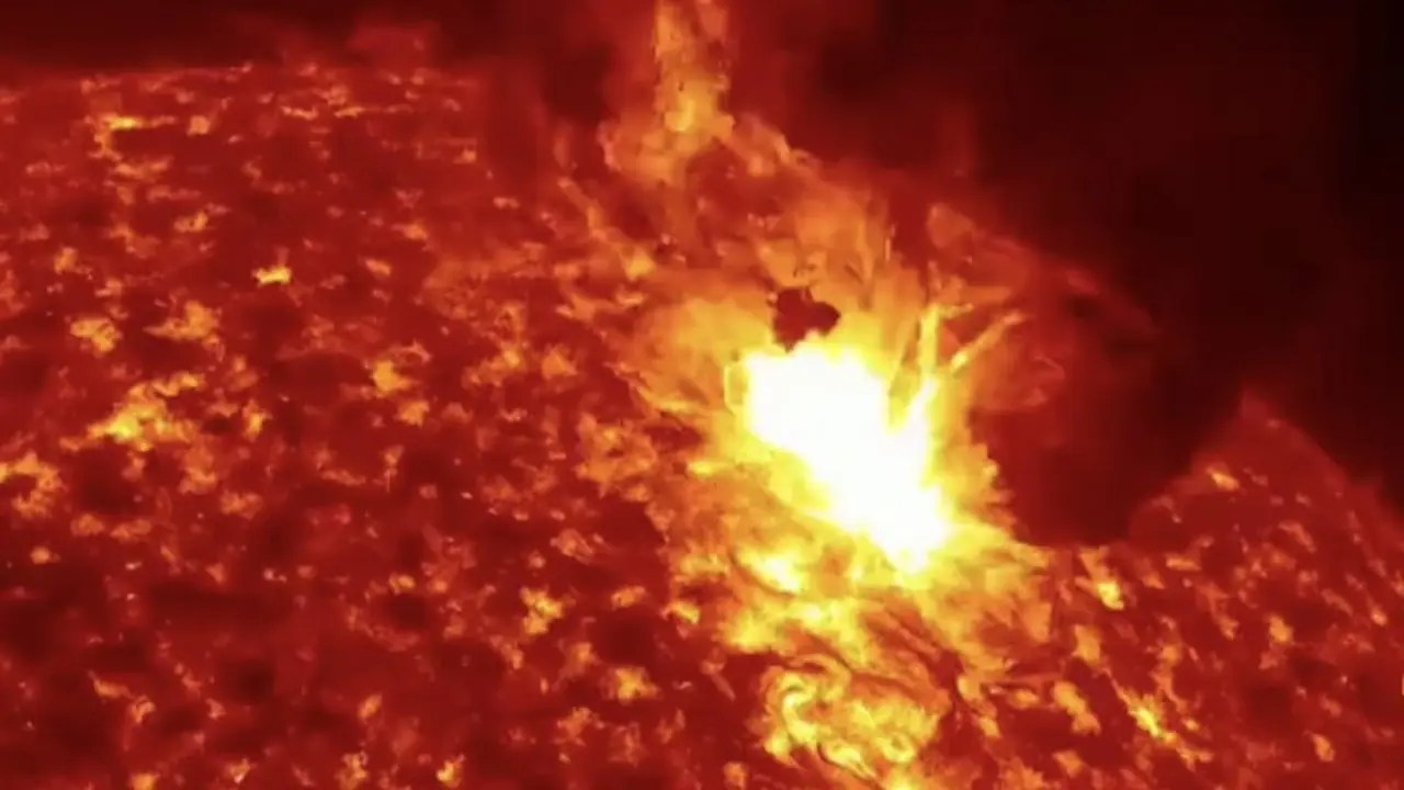 Tormenta solar activa protocolos de monitoreo en Colombia Tormenta solar activa protocolos de monitoreo en Colombia