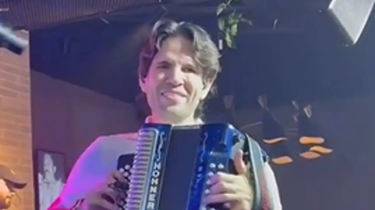 Juancho de la Espriella es internado en Bogotá: Sus seguidores están preocupados