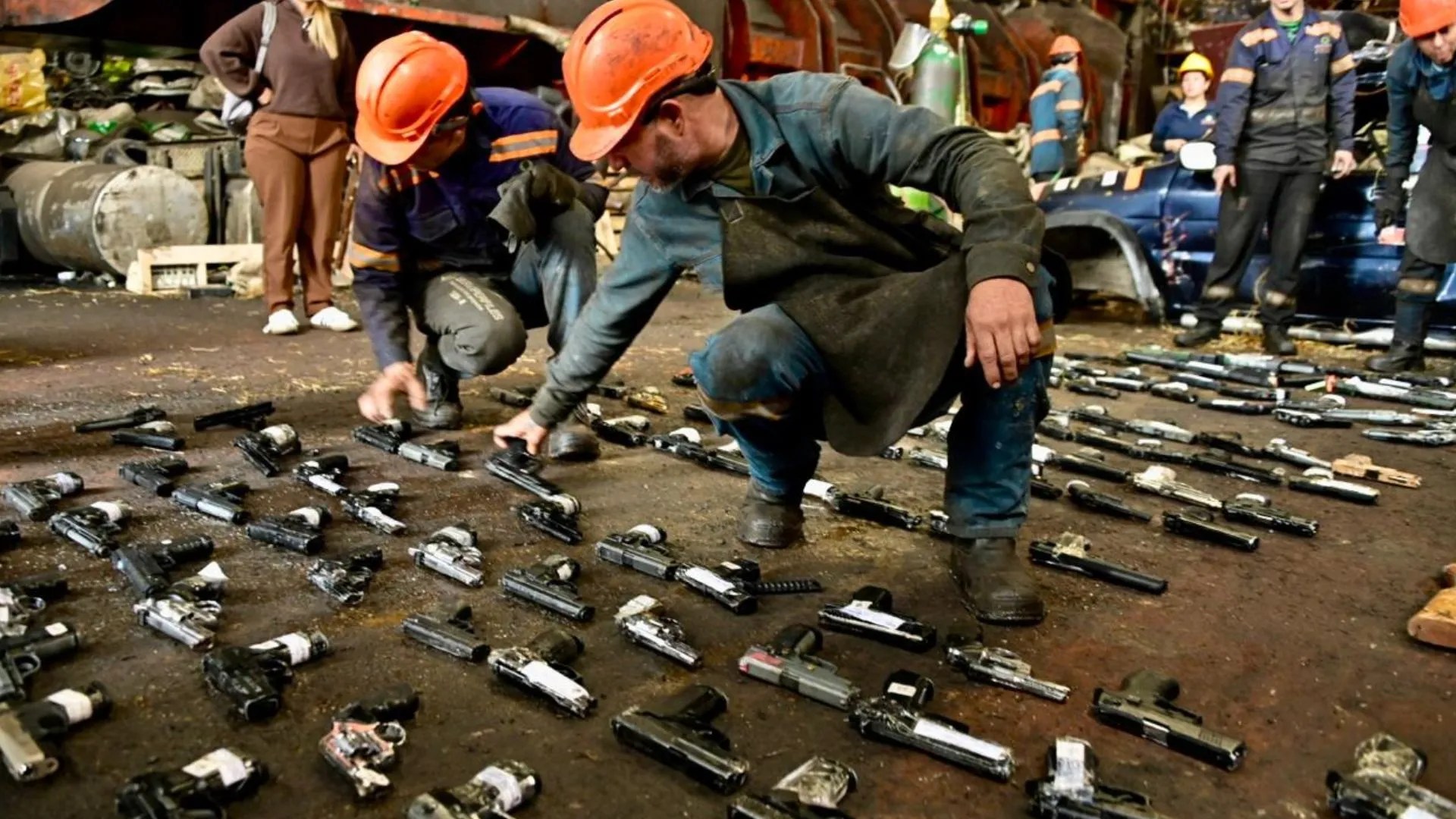 ¡Kennedy, Bosa y Engativá bajo los focos! Bogotá destruye toneladas de armas incautadas en puntos críticos