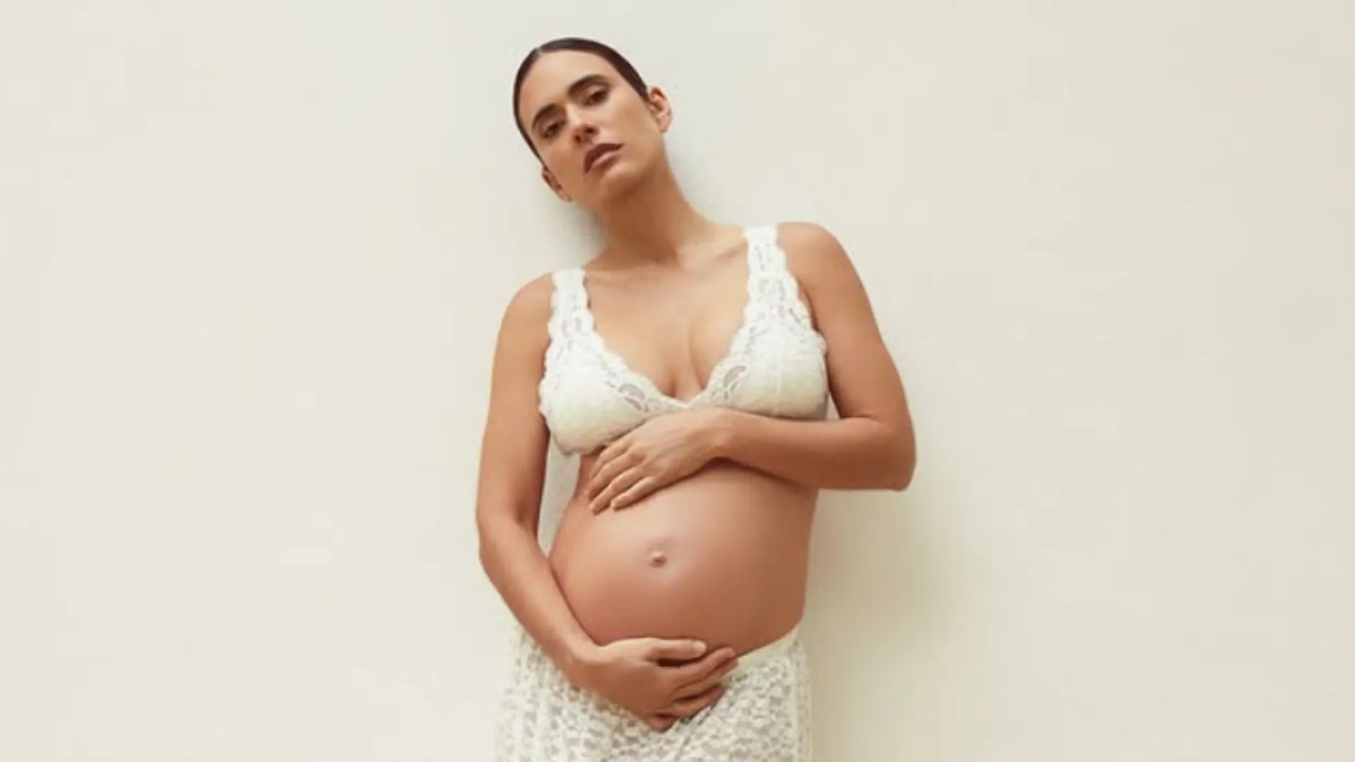 Carolina Ramírez, actriz de ‘La reina del Flow’, anunció el nacimiento de su primer hijo: «Soy mamá de Sur»