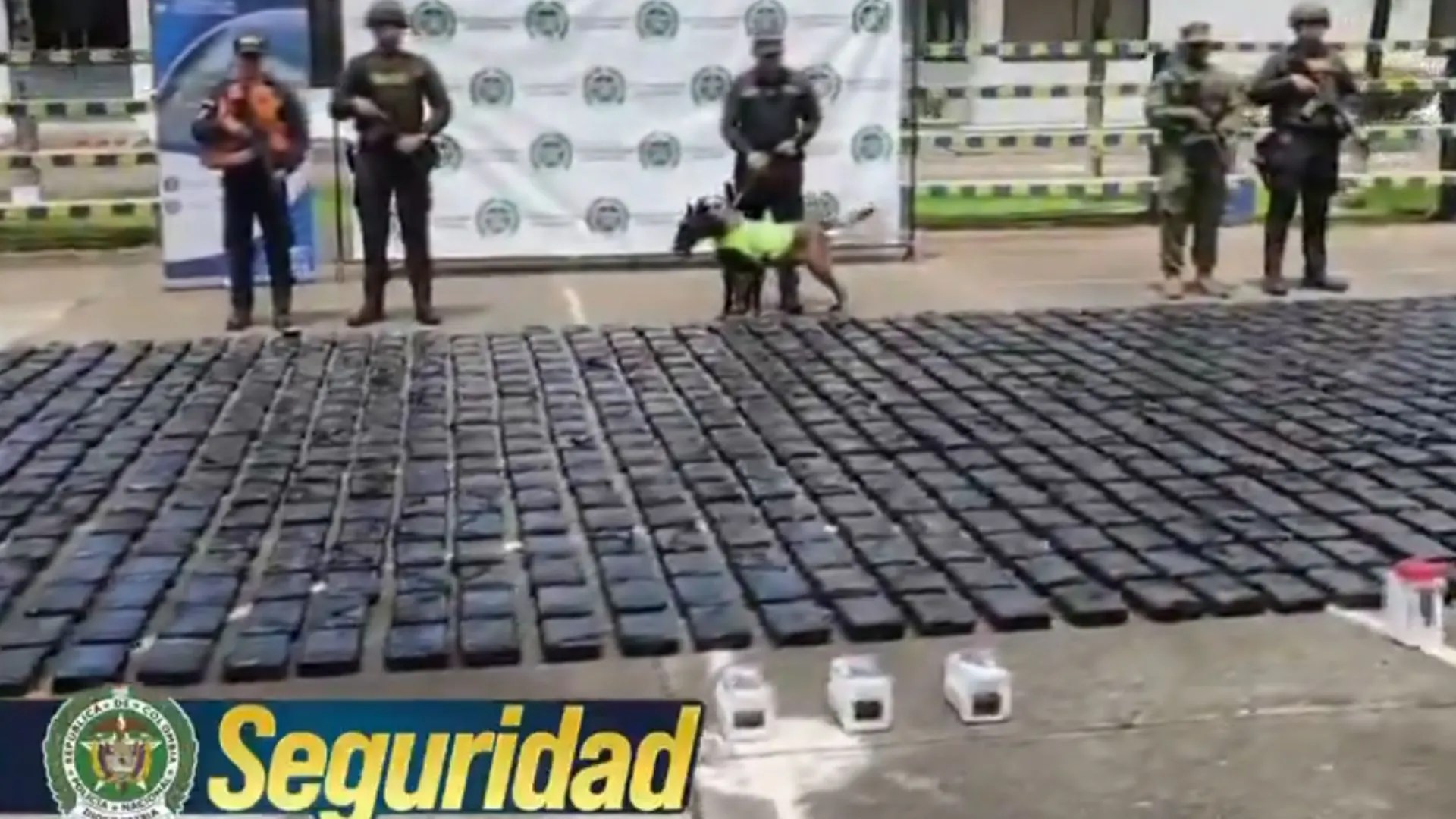 ¡Golpe histórico en Urabá! Caen 1.300 kilos de cocaína del Clan del Golfo que iban para Europa ¡Golpe histórico en Urabá! Caen 1.300 kilos de cocaína del Clan del Golfo que iban para Europa