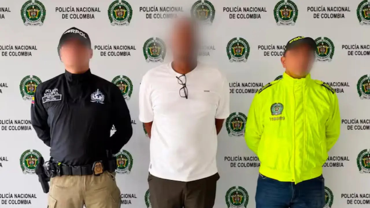 Capturan en Medellín a panameño con circular roja/Min30