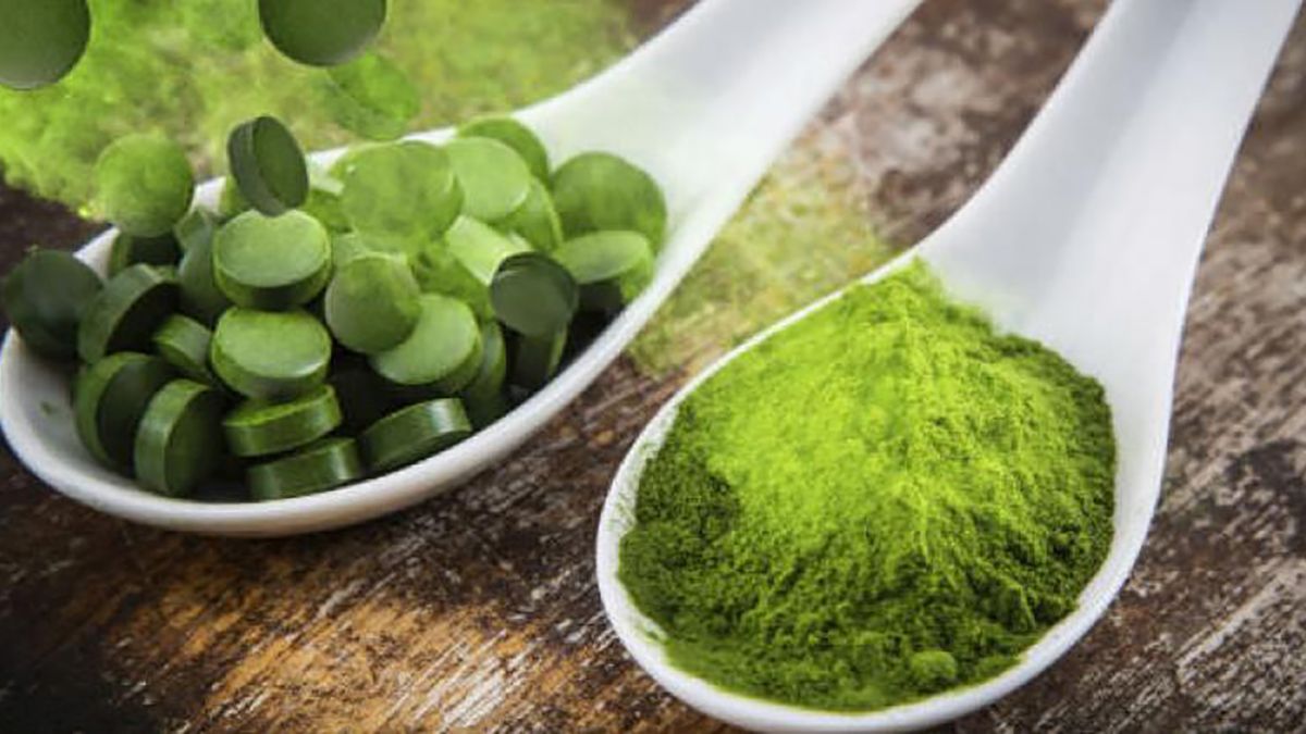 Espirulina para qué sirve, propiedades, efectos secundarios e información