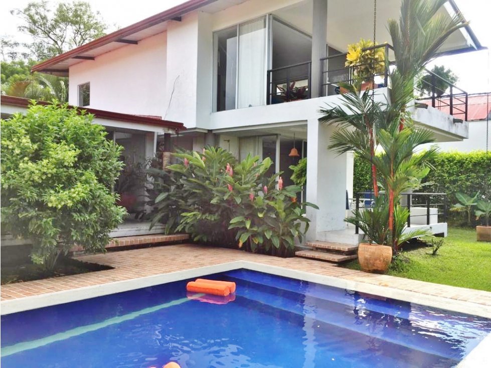 CASA EN VENTA VILLAVICENCIO 303M2 920.000.000 COP