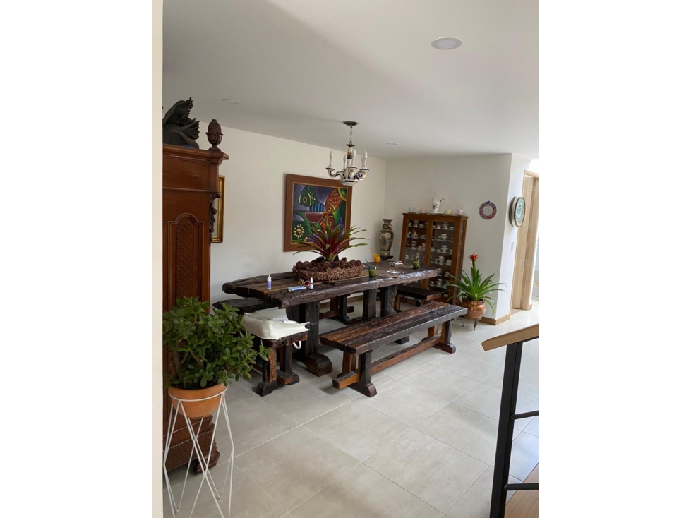 VENTA CASA166mt2/3hab/4b/1pe RIO NEGRO ANTIOQUIA 700.000.000 COP