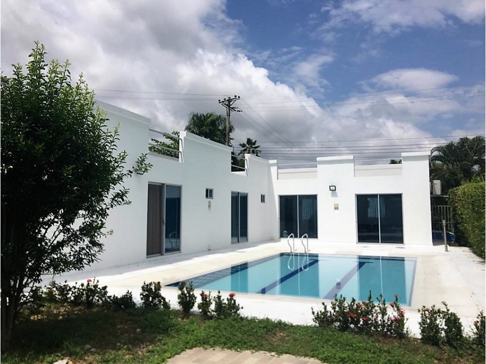 Casa en venta en Girardot 590.000.000 COP