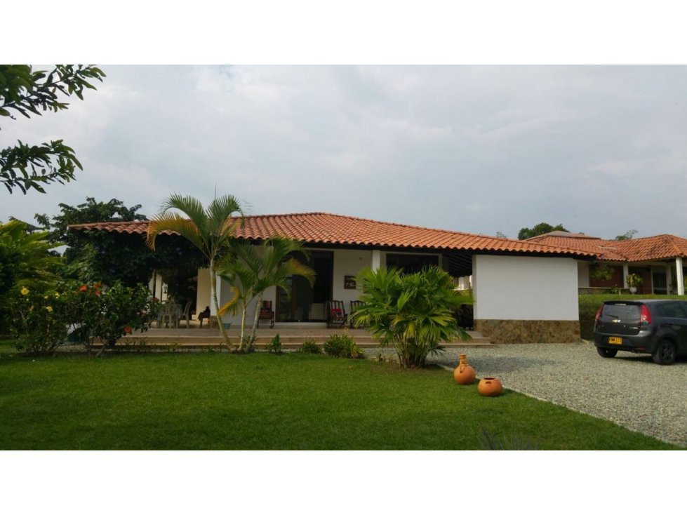 Venta casa campestre en el sur de Armenia Quindio 610.000.000 COP