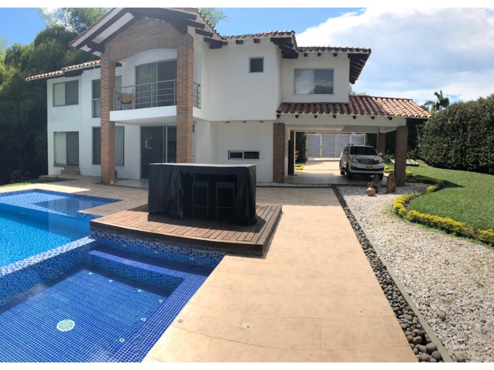 CASA CAMPESTRE EN VENTA VIA CERRITOS. PEREIRA, RISARALDA. COLOMBIA