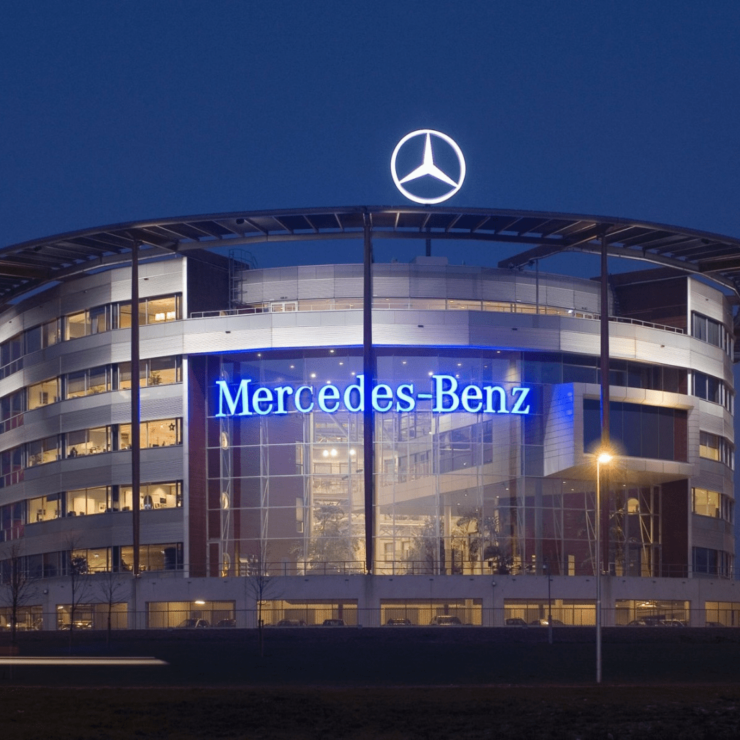 MercedesBenz Financial Services » Status Pro