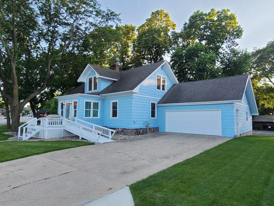 Home Short Term Rentals at Lake Okoboji