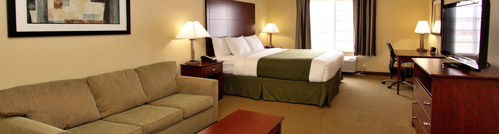 Cobblestone Hotel & Suites in Seward, Nebraska Hotel