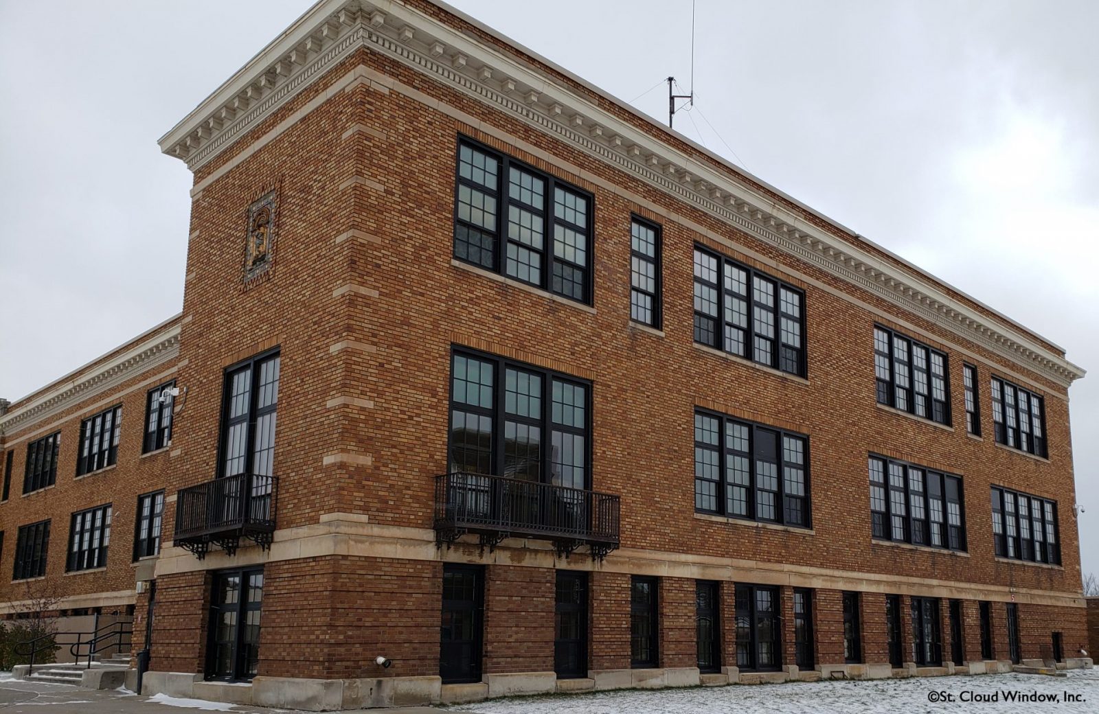 Chisholm School St Cloud Window