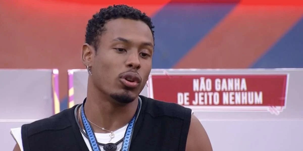 BBB Paulo André bate boca com Tadeu, leva esporro e toma