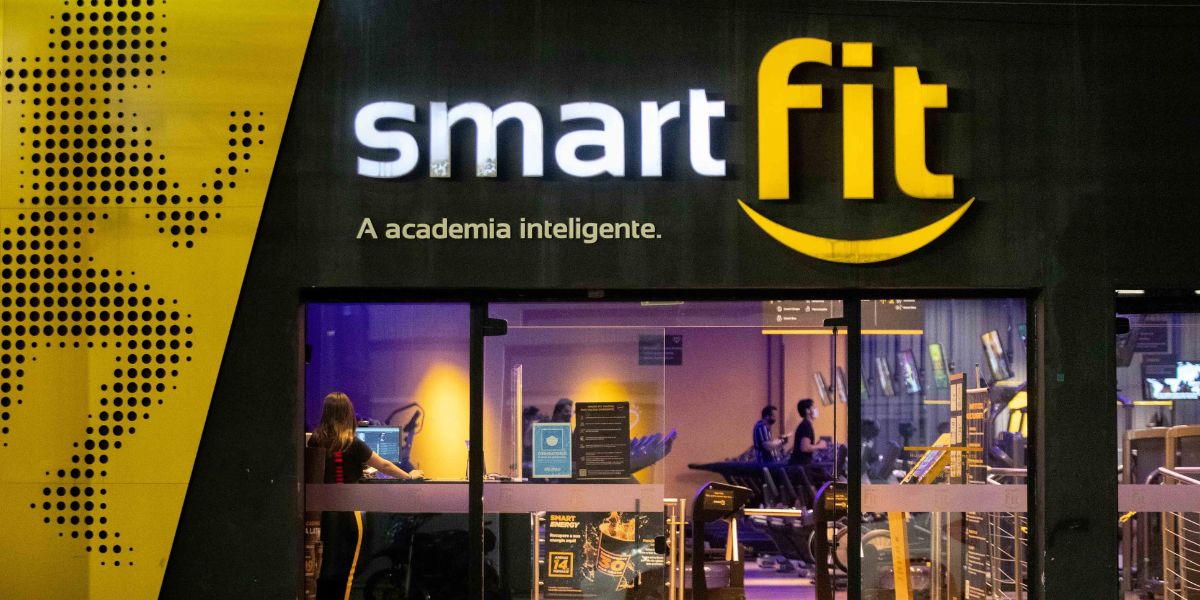 Dono da Smart fit abre os cofres e vira proprietário de mais redes
