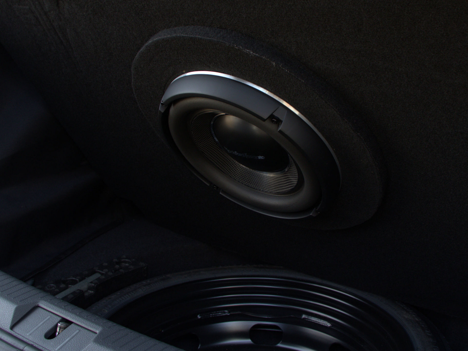 mk6 gti subwoofer