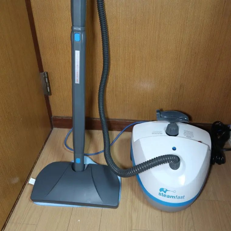 カーペット掃除はスチームクリーナーが最強！おすすめはコレ｜スチームマニア