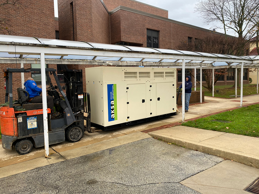 CRANE RENTAL Steedle Crane and Rigging