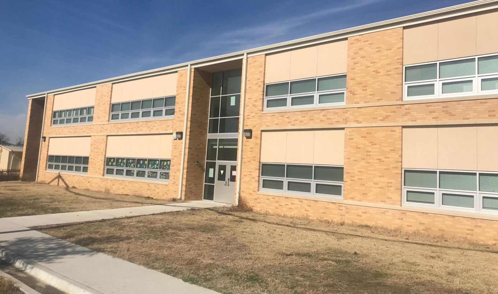 Mclean Middle School and 6th Grade Center Renovations BP009A & B