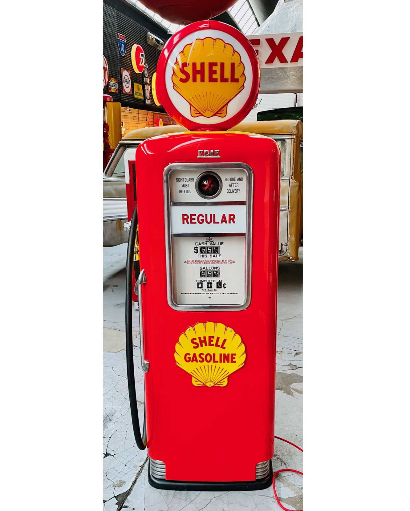 Shell Erie model 991 restored gas pump from 1947