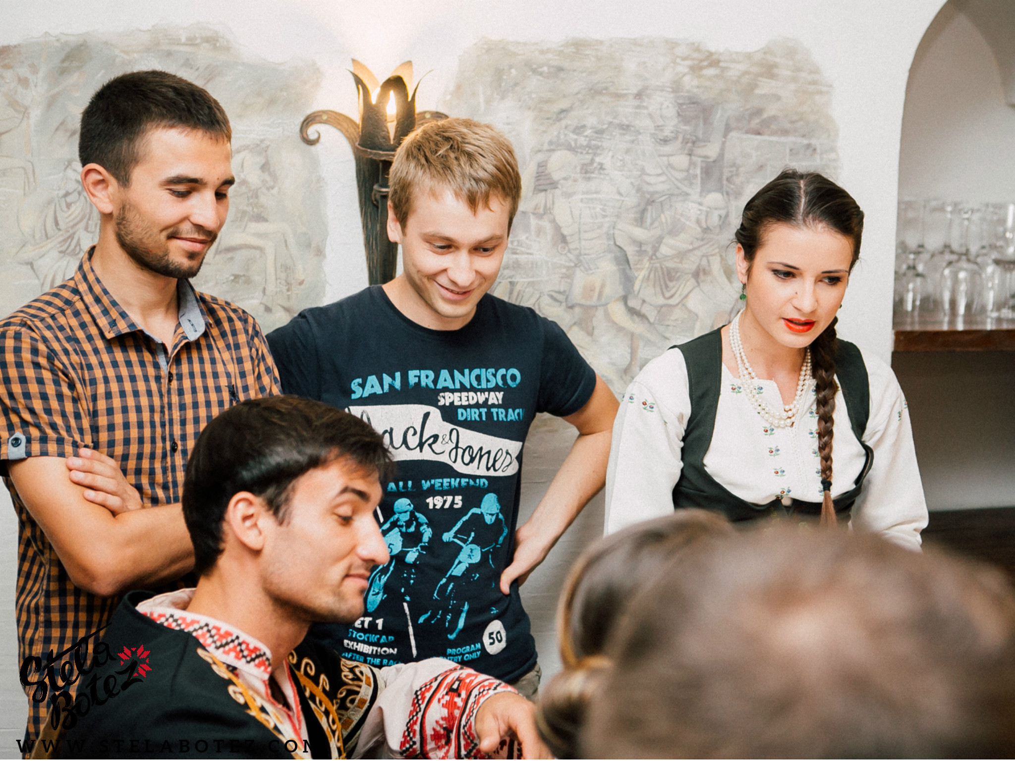 Stela Botez Buna seara oameni buni (official video/foto/versuri