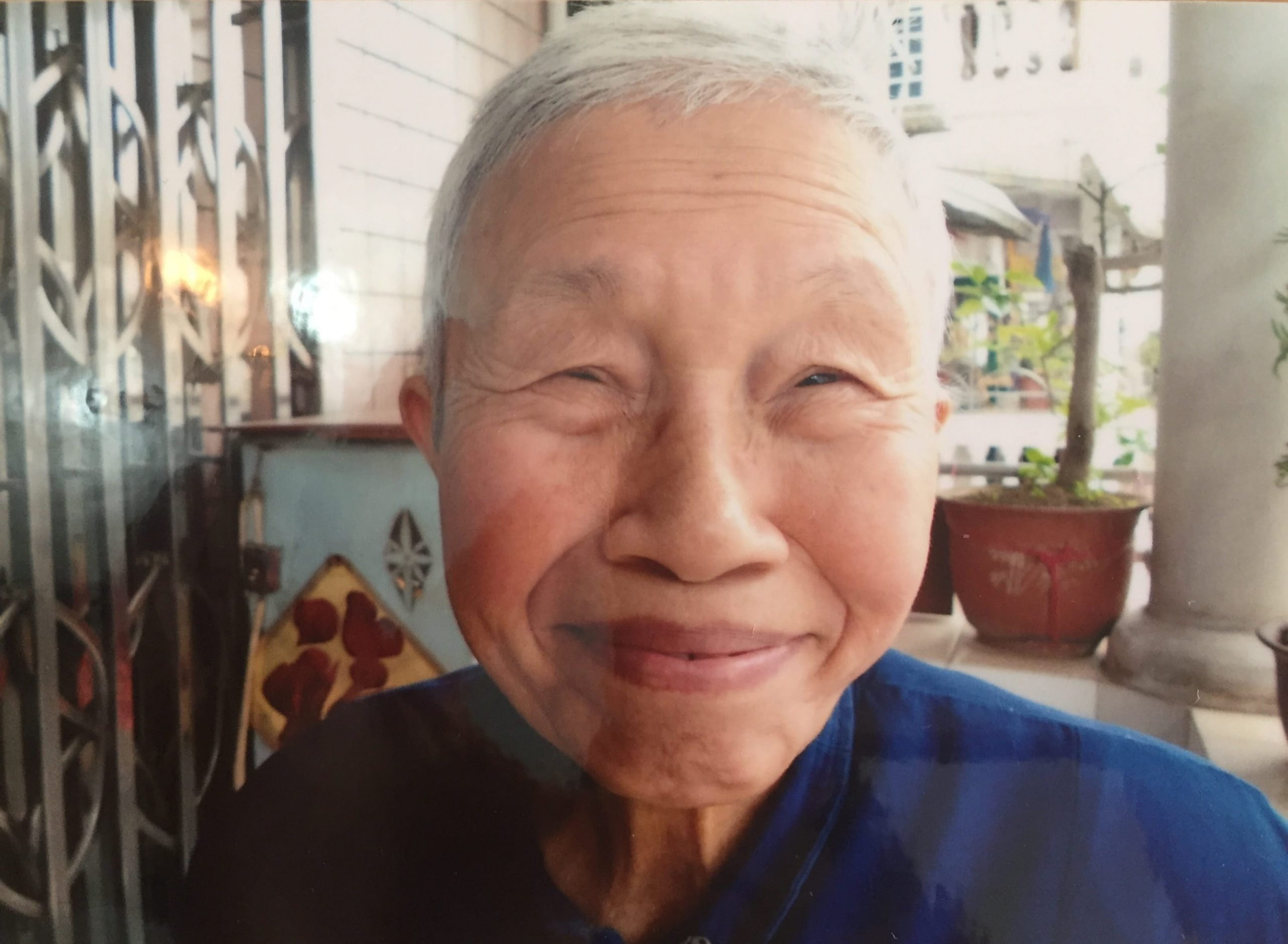 "Traditional Chinese Women" Stella Guan