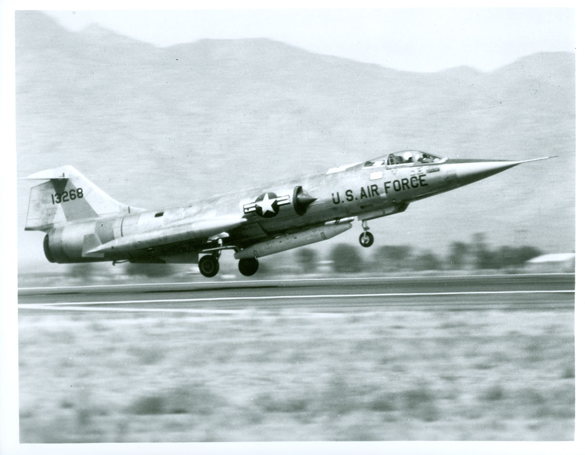 Vintage US Air Force Aircraft Photos