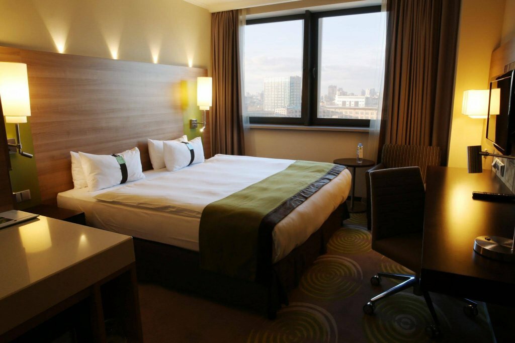 Holiday Inn Kiev Top Step Travel