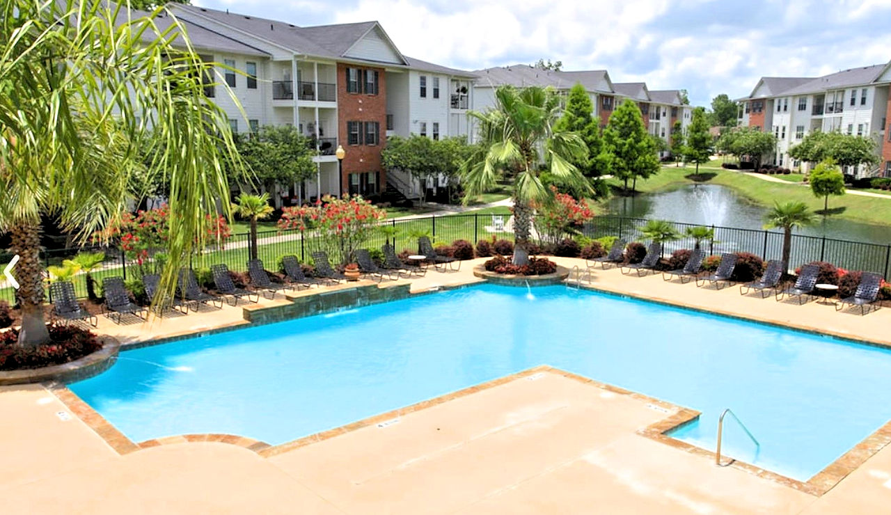 Grand Pointe Apartments