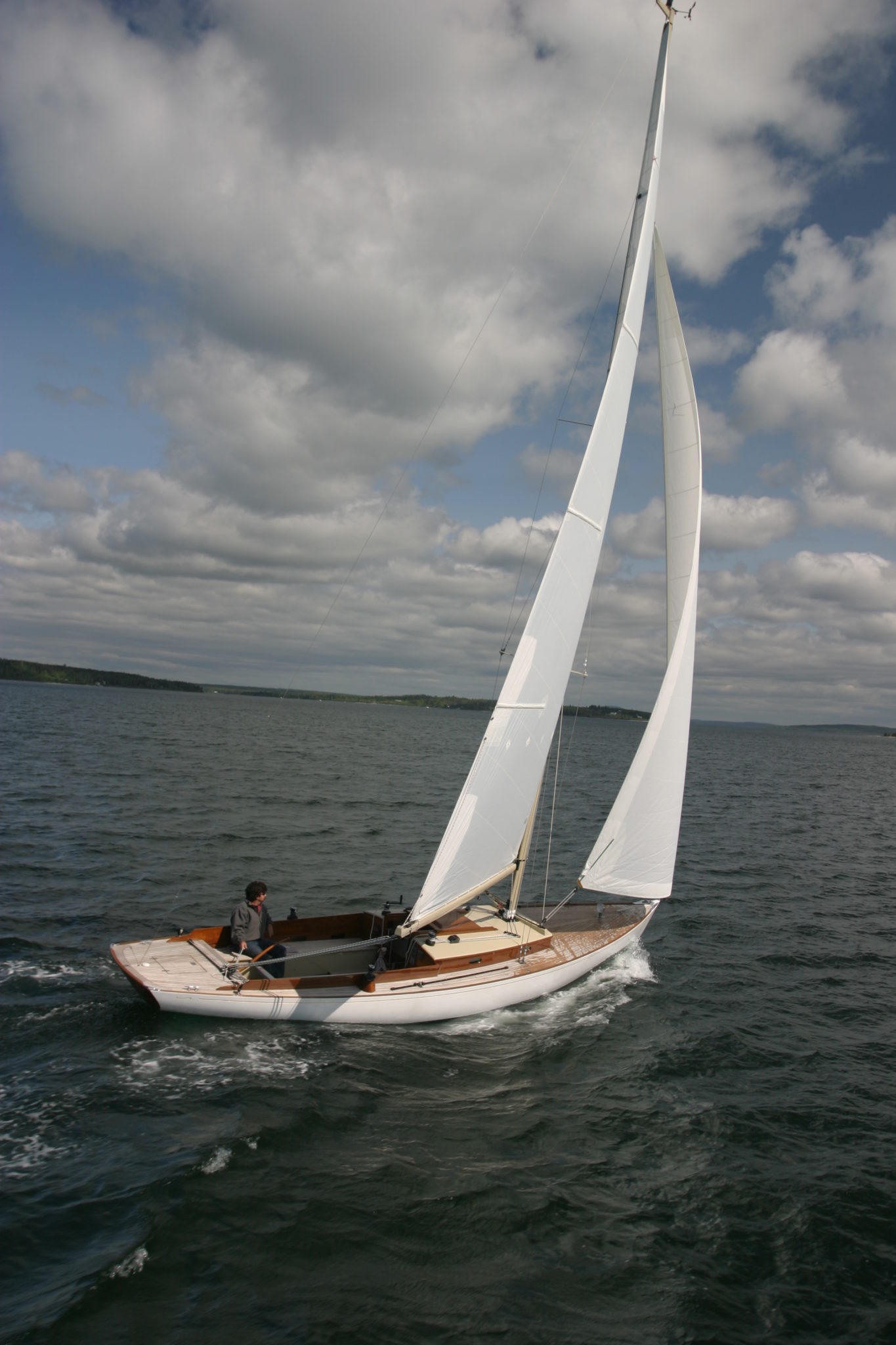 Center Harbor 31 Grace Stephens Waring Yacht Design