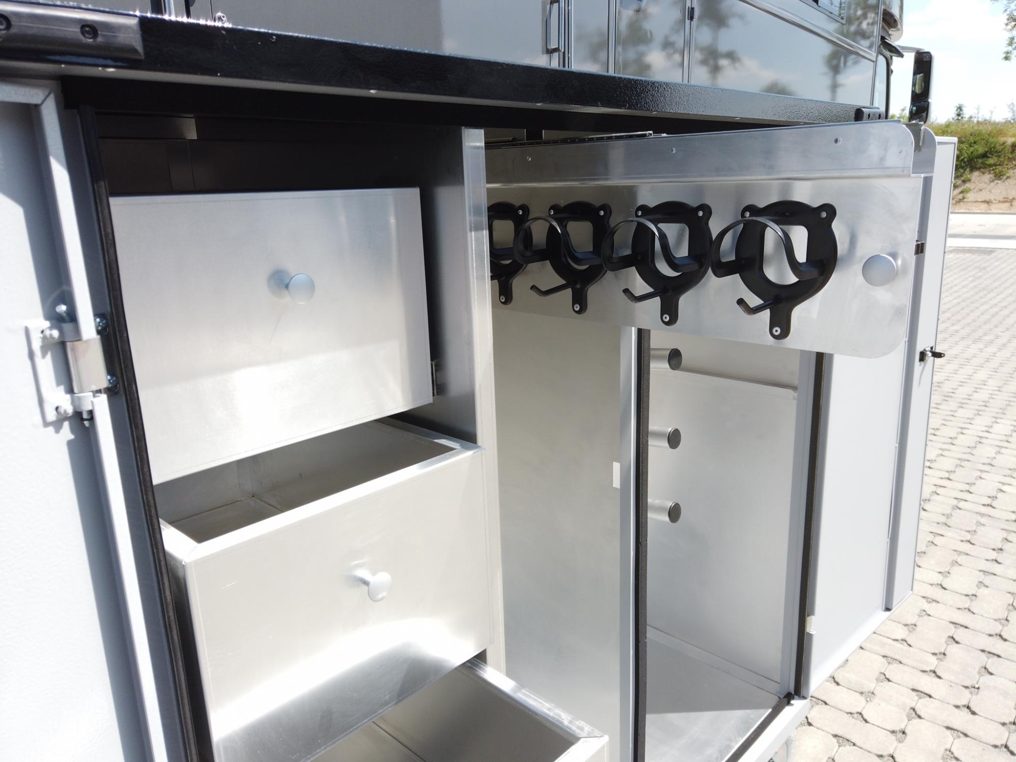 Discover our STX Tackboxes! Stephex Horsetrucks