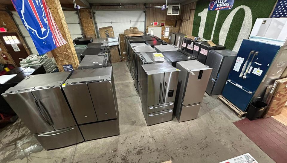 Buffalo Wholesale Step Out Buffalo