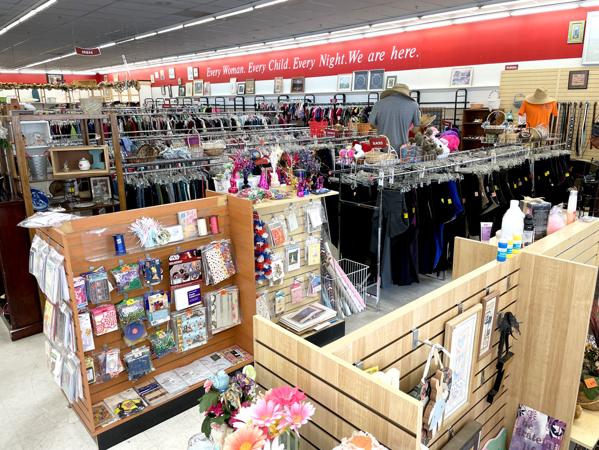 Prescott Thrift Merging With Prescott Valley Thrift on Industrial Way Stepping Stones Agencies