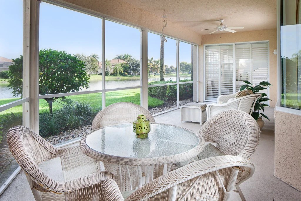 JUST LISTED in Naples 3086 Windsong Ct 201 (Bridgewater Bay)