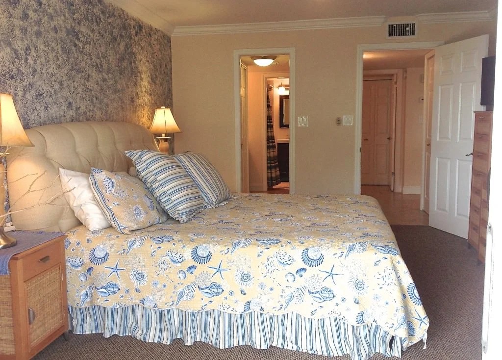 Naples FL Real Estate, Just listed, Beachfront condos for sale