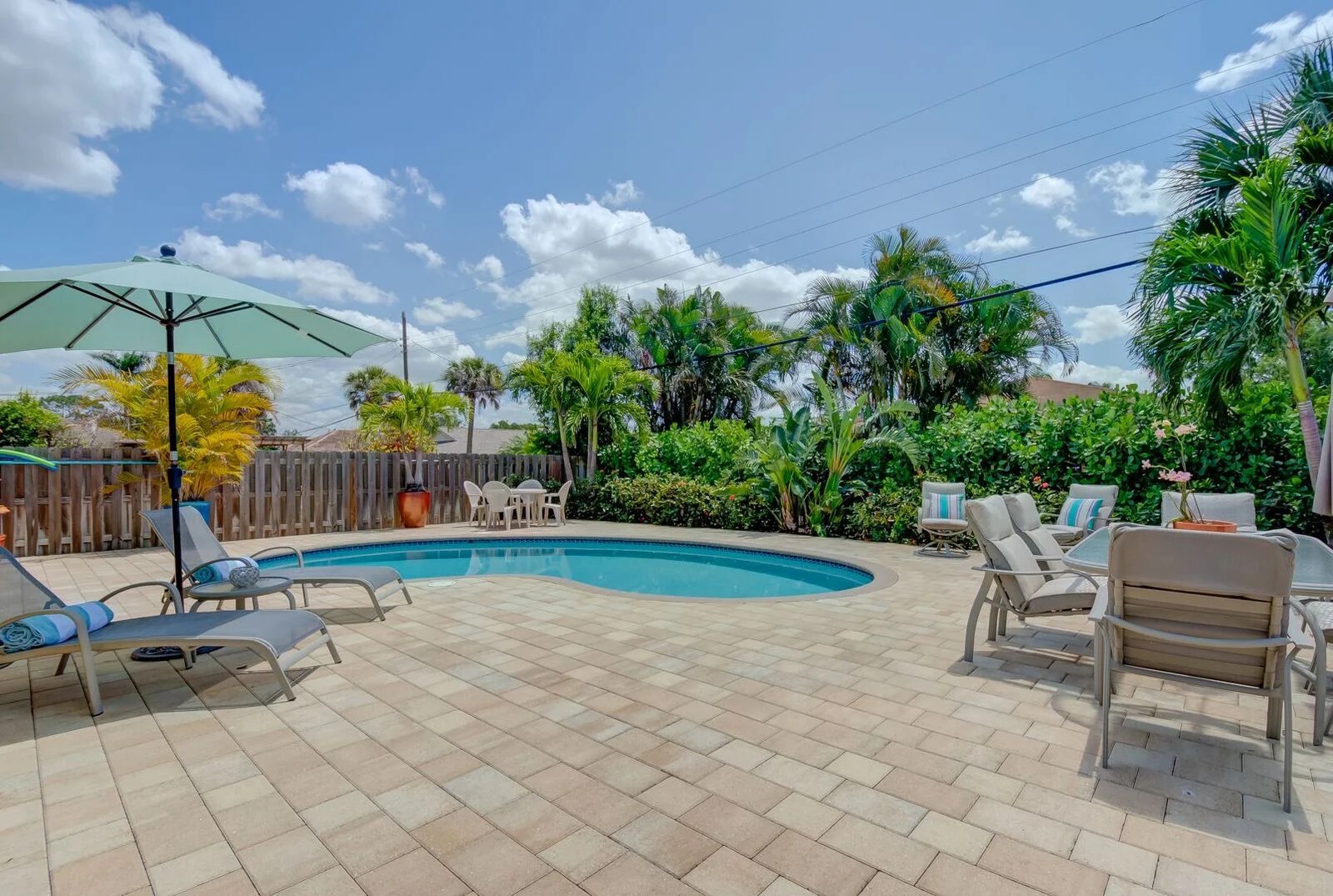 JUST LISTED! 636 96th Ave, Naples FL (Naples Park) Naples Florida