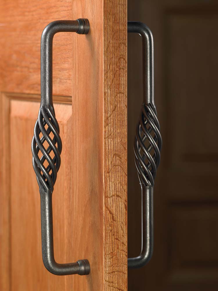 Top Knobs Sterling Kitchen Design