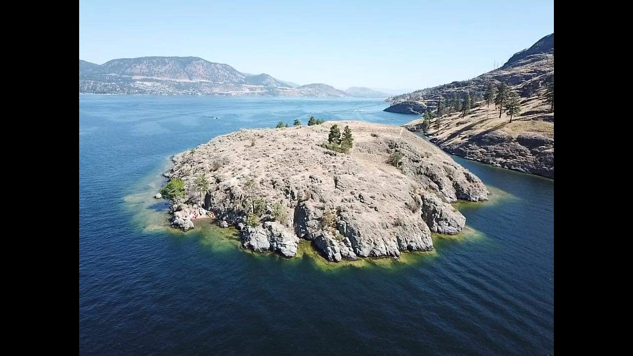 Rattlesnake Island Paddle (An Okanagan Adventure) Life is Adventure