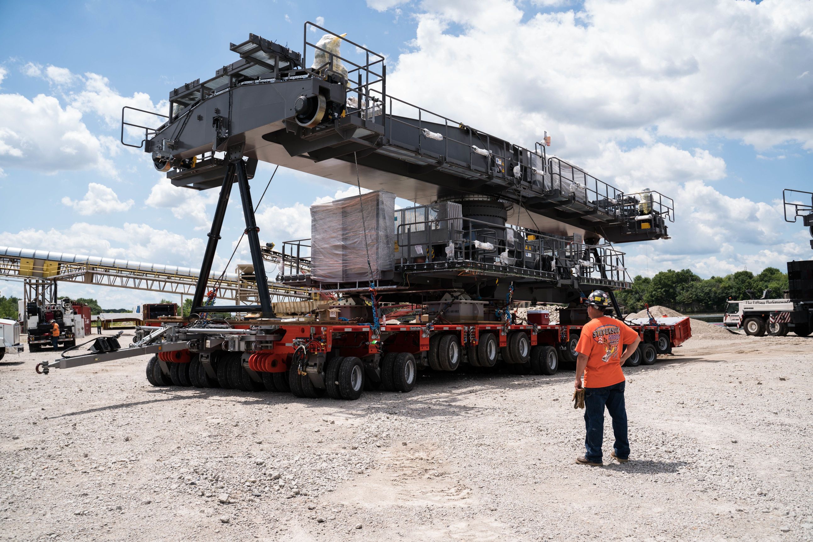 Rigging & Machinery Moving Stevenson Crane